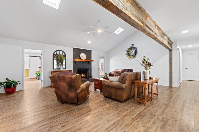 15 Covewood Drive, Conway, AR 72034