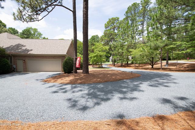 12 Kilrea Court, Pinehurst, NC 28374