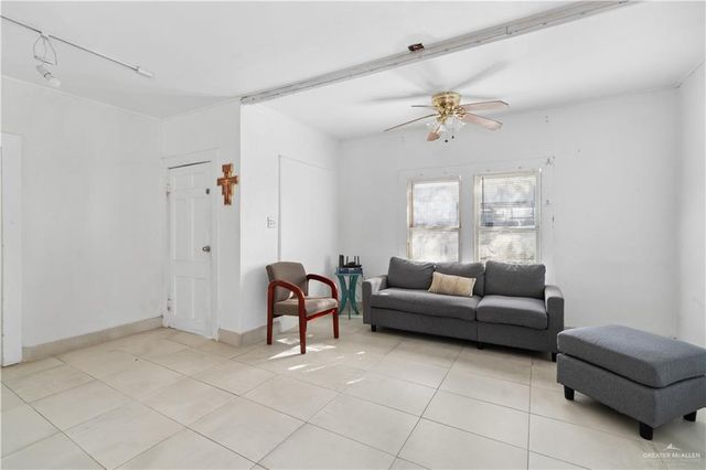 2006 W Cedar Avenue, Mcallen, TX 78501