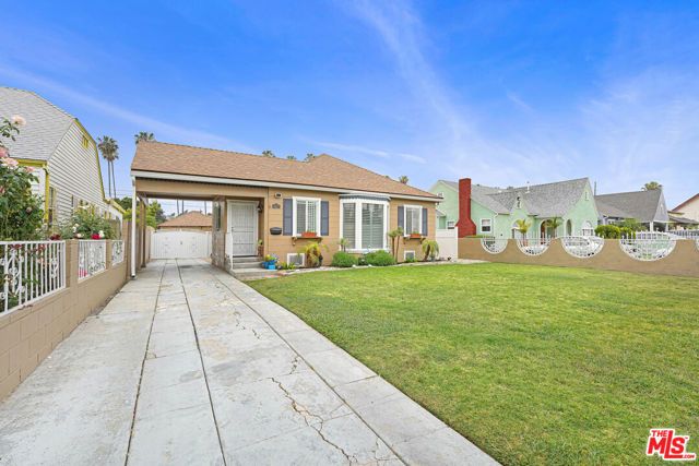 4827 8th Avenue, Los Angeles, CA 90043