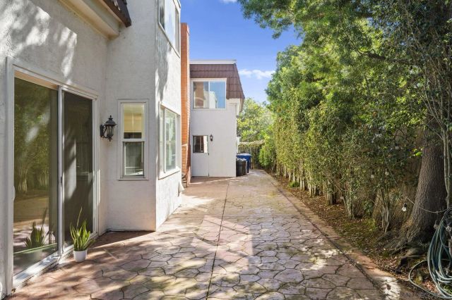 2847 Via Posada, La Jolla, CA 92037
