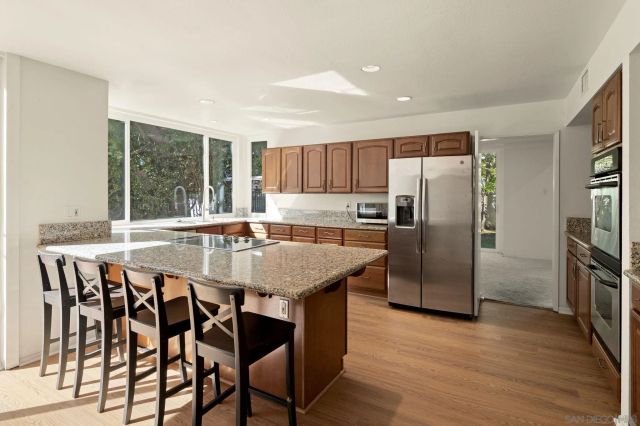 2847 Via Posada, La Jolla, CA 92037