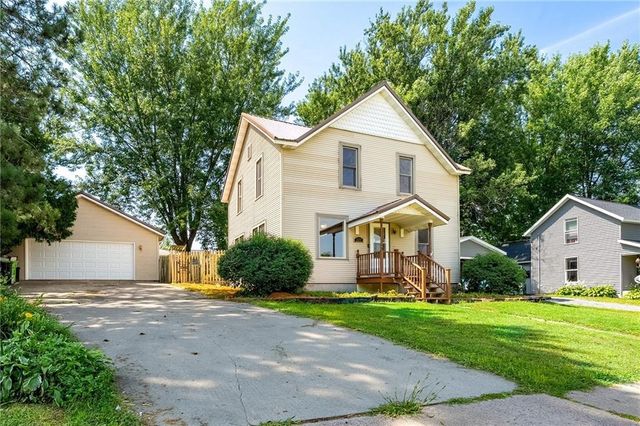 222 Park Street, Neillsville, WI 54456