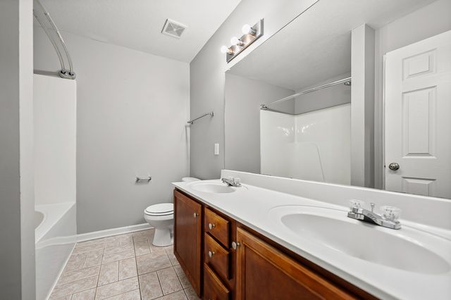 535 Lafayette Rd Apt G4, Clarksville, TN 37042