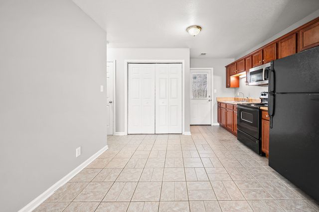 535 Lafayette Rd Apt G4, Clarksville, TN 37042