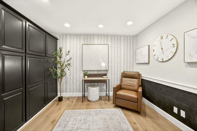 3320 N Foothill Road, Medford, OR 97504