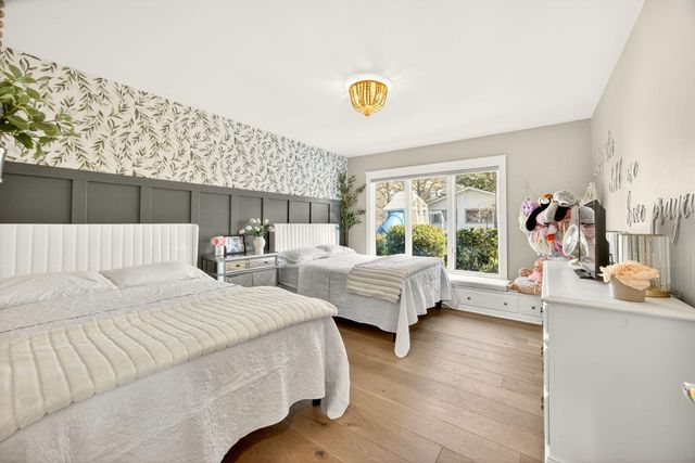 3320 N Foothill Road, Medford, OR 97504