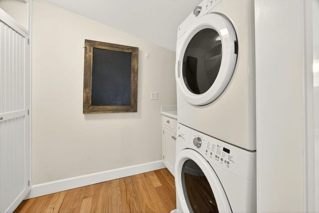 3320 N Foothill Road, Medford, OR 97504