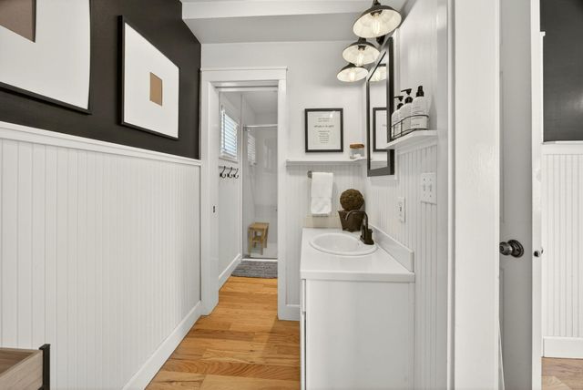 3320 N Foothill Road, Medford, OR 97504