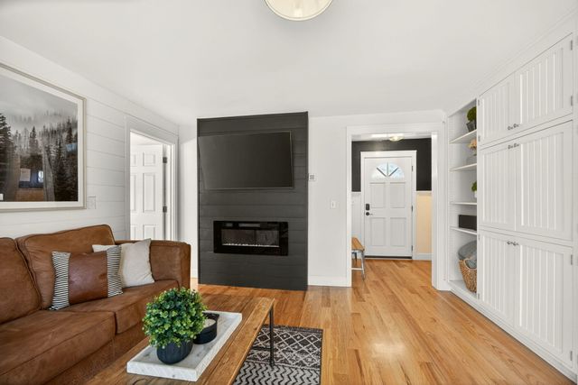 3320 N Foothill Road, Medford, OR 97504