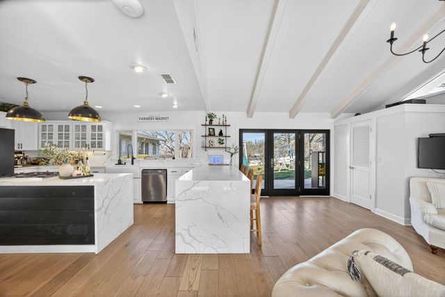 3320 N Foothill Road, Medford, OR 97504