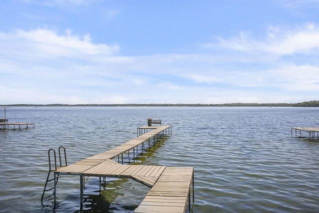 2414 County Road AB, Mcfarland, WI 53558