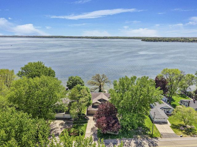 2414 County Road AB, Mcfarland, WI 53558