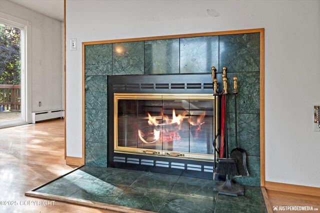 3201 E 43rd Avenue, Anchorage, AK 99508