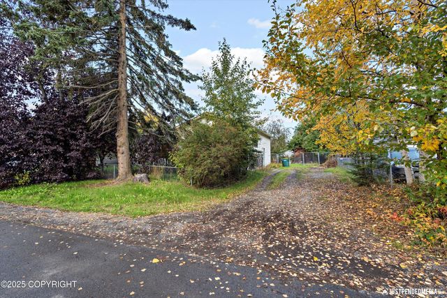 3201 E 43rd Avenue, Anchorage, AK 99508