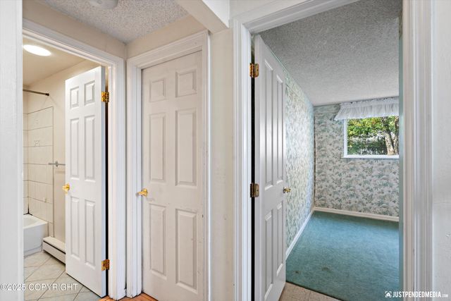 3201 E 43rd Avenue, Anchorage, AK 99508