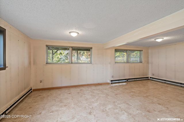 3201 E 43rd Avenue, Anchorage, AK 99508