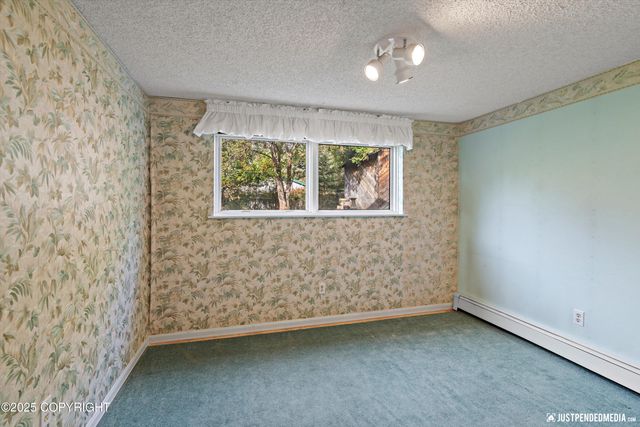 3201 E 43rd Avenue, Anchorage, AK 99508