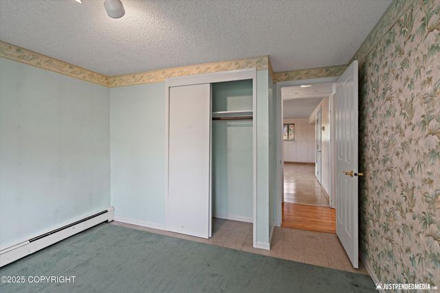 3201 E 43rd Avenue, Anchorage, AK 99508