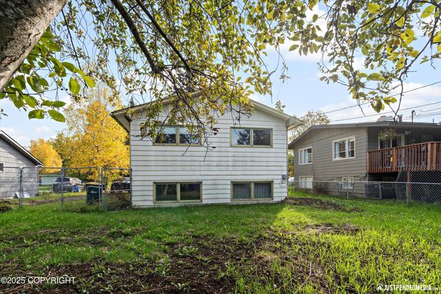 3201 E 43rd Avenue, Anchorage, AK 99508