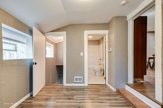 3916 W Grand Avenue, Chicago, IL 60651