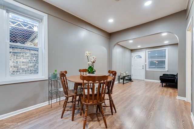 3916 W Grand Avenue, Chicago, IL 60651