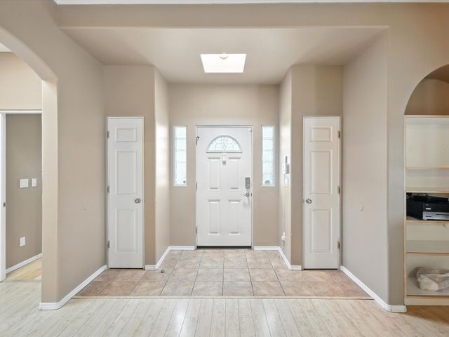 1508 Kachina Ridge, Santa Fe, NM 87507