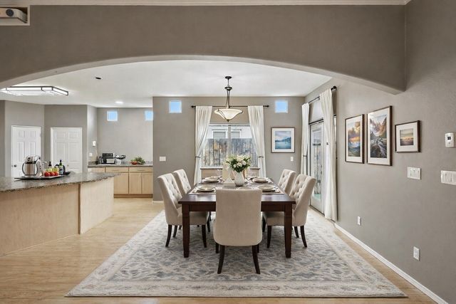 1508 Kachina Ridge, Santa Fe, NM 87507