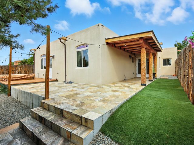 1508 Kachina Ridge, Santa Fe, NM 87507