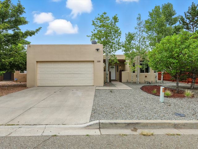 1508 Kachina Ridge, Santa Fe, NM 87507
