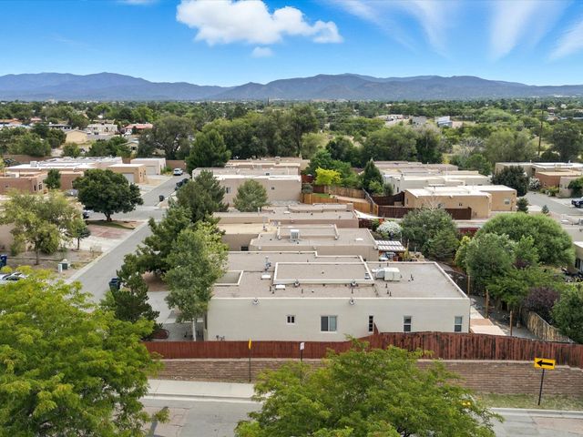 1508 Kachina Ridge, Santa Fe, NM 87507