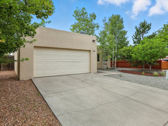 1508 Kachina Ridge, Santa Fe, NM 87507