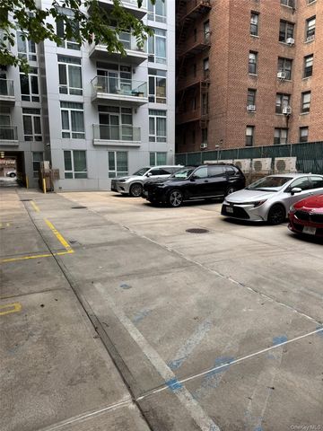 14438 35th Avenue 3B, Flushing, NY 11354
