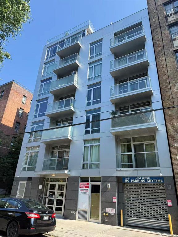 14438 35th Avenue 3B, Flushing, NY 11354