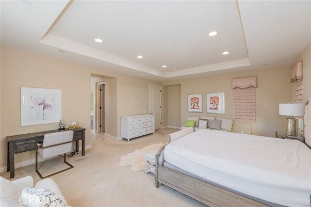 16 Spanish Moss, Irvine, CA 92602