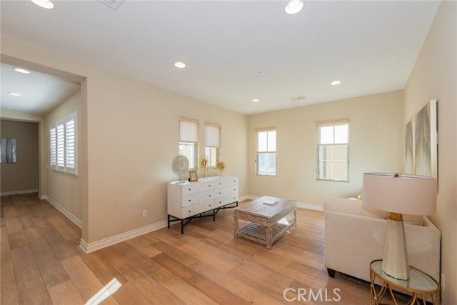 16 Spanish Moss, Irvine, CA 92602