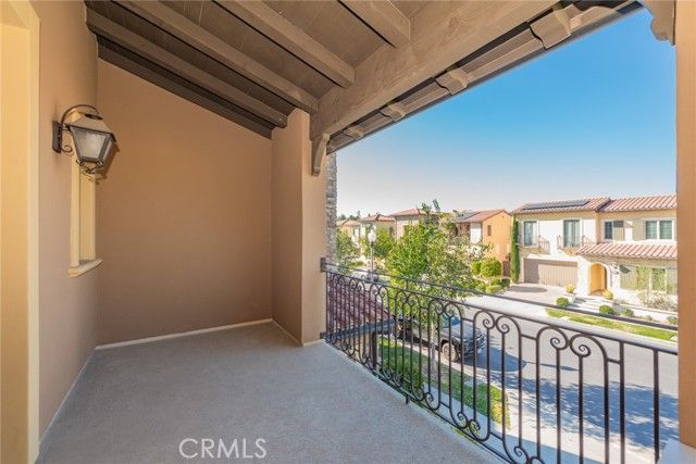 16 Spanish Moss, Irvine, CA 92602