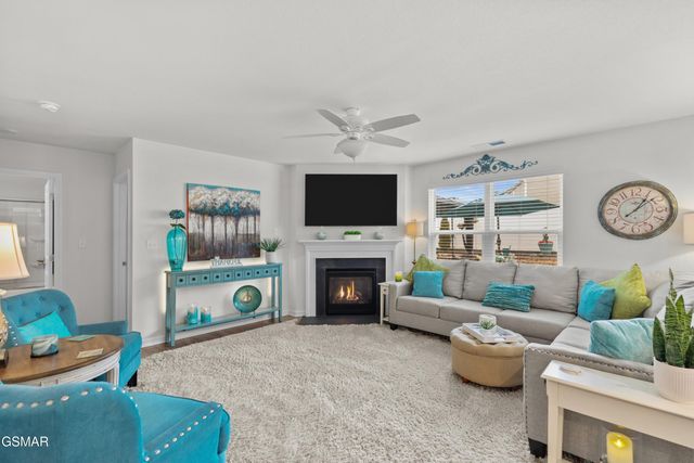 825 Green Meadow Dr, Talbott, TN 37877