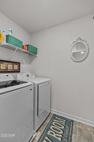 825 Green Meadow Dr, Talbott, TN 37877