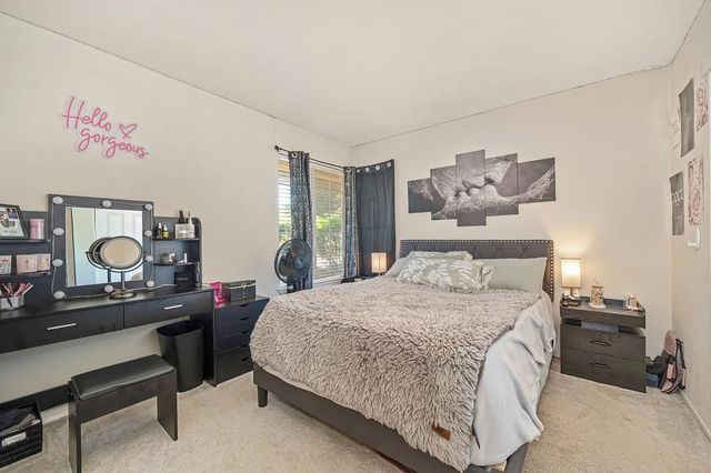 194 Briggs Ranch Dr, Folsom, CA 95630