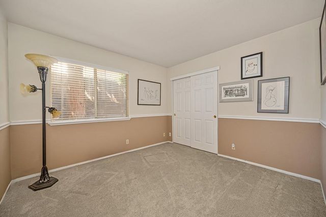 194 Briggs Ranch Dr, Folsom, CA 95630