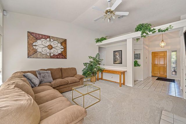 194 Briggs Ranch Dr, Folsom, CA 95630