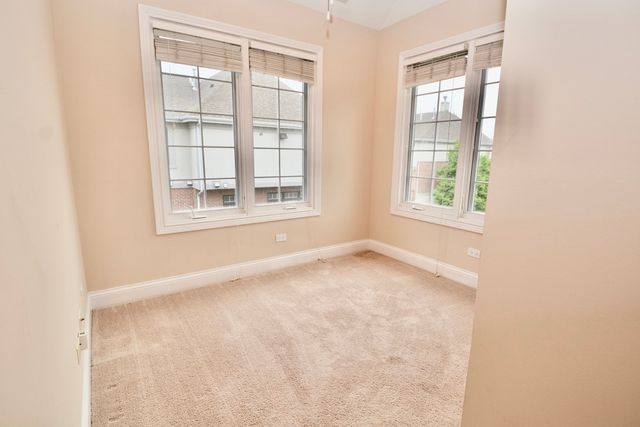 1904 Alta Vista Court, Naperville, IL 60563