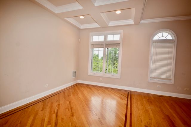 1904 Alta Vista Court, Naperville, IL 60563