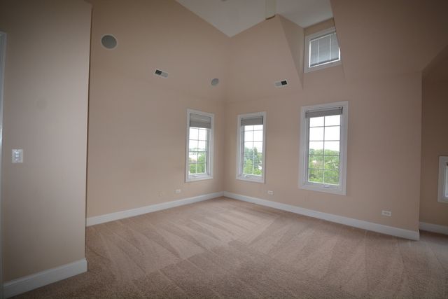 1904 Alta Vista Court, Naperville, IL 60563