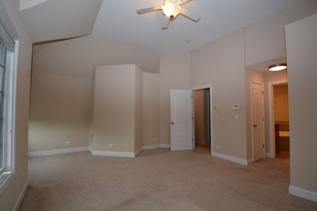 1904 Alta Vista Court, Naperville, IL 60563