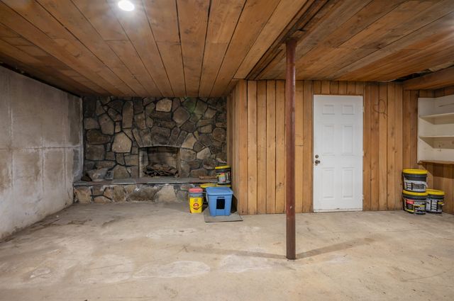 581 S Barnstead Road, Barnstead, NH 03225