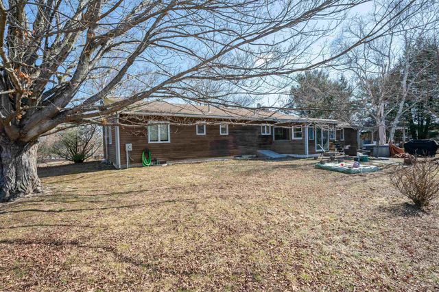 581 S Barnstead Road, Barnstead, NH 03225