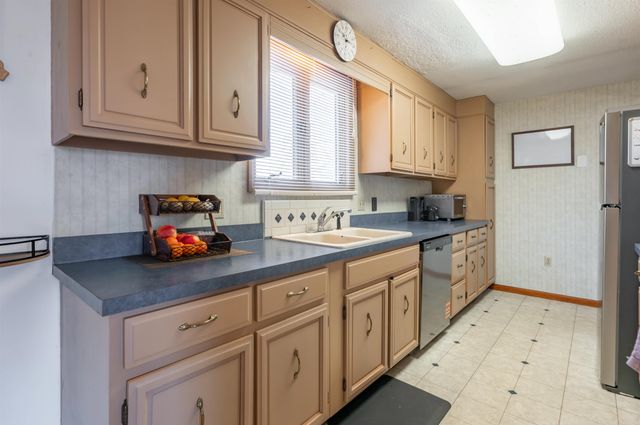 581 S Barnstead Road, Barnstead, NH 03225