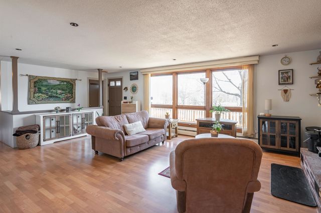 581 S Barnstead Road, Barnstead, NH 03225